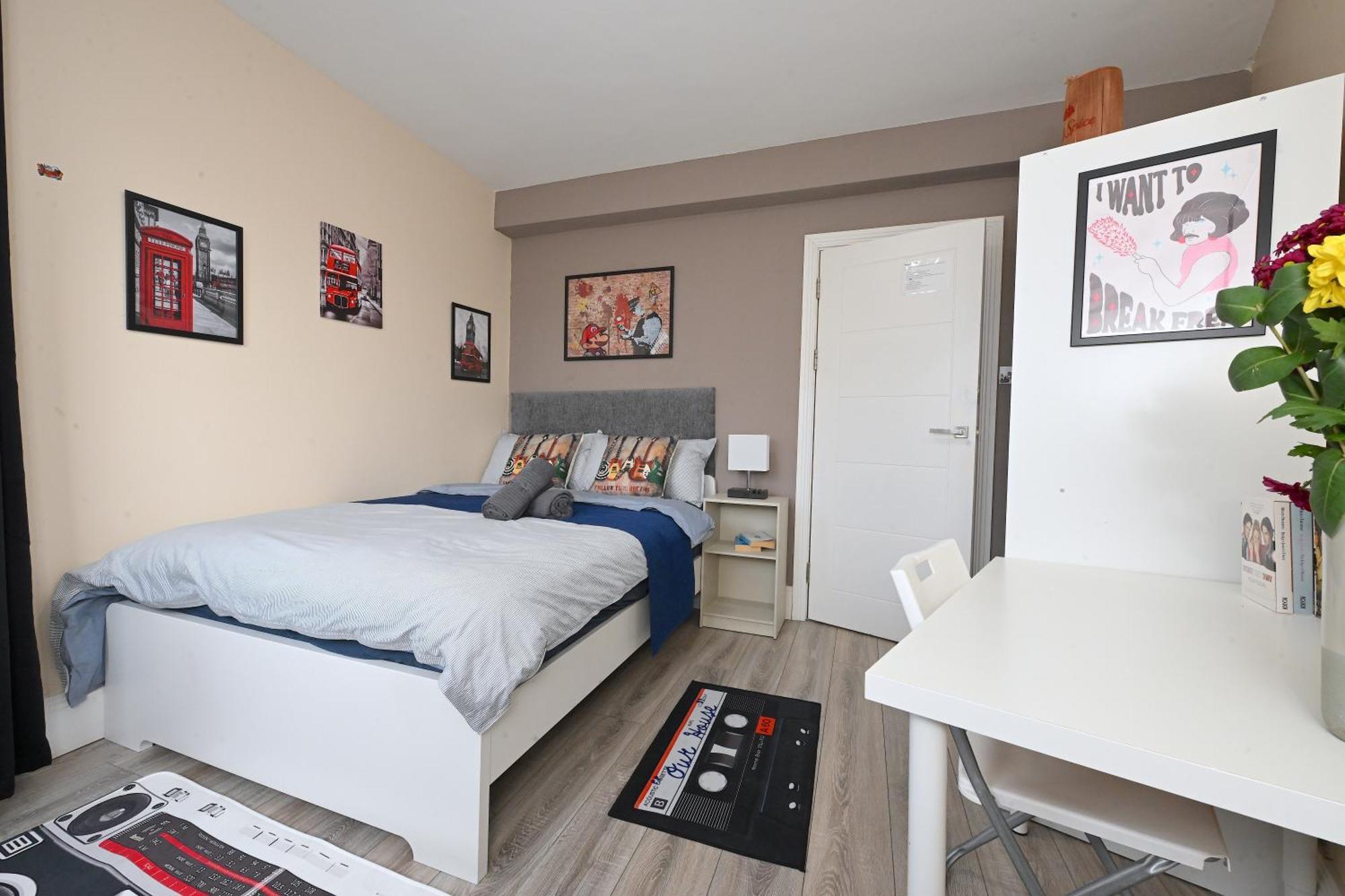 Superb 4 Bedroom Flat In The Heart Of Camden Town Londres Extérieur photo